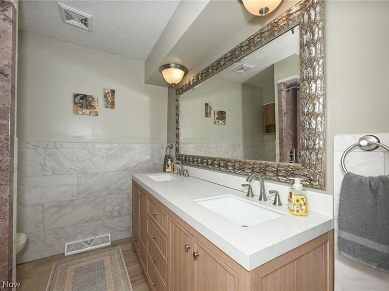 2180 N Revere Road , Akron, OH 44333 Photo 34