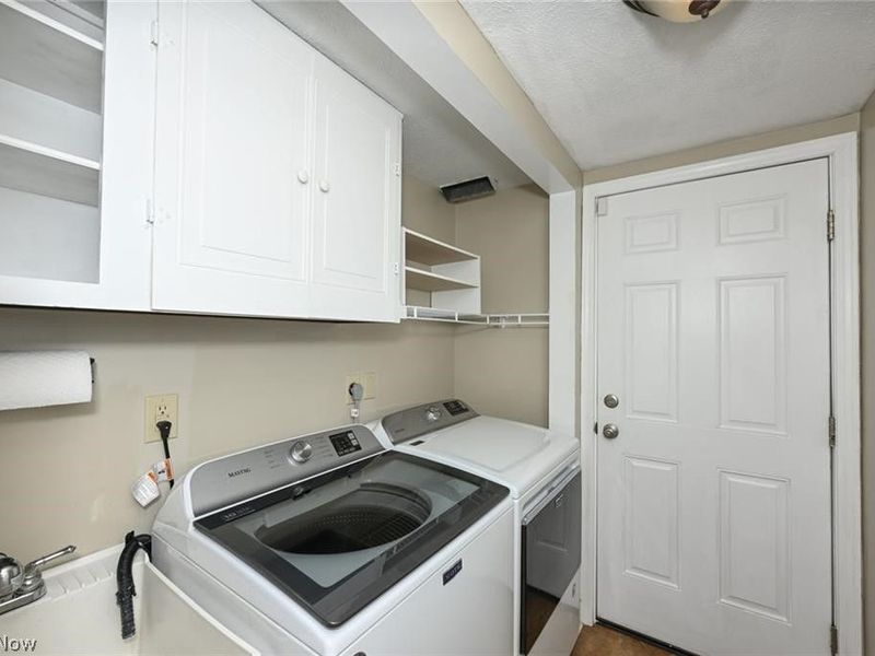 2180 N Revere Road , Akron, OH 44333 Photo 39