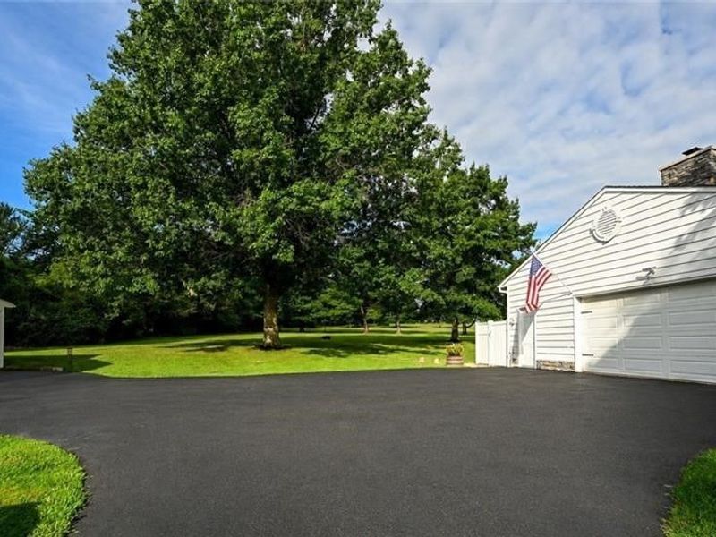 2180 N Revere Road , Akron, OH 44333 Photo 41