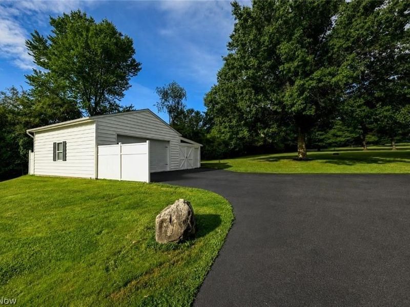 2180 N Revere Road , Akron, OH 44333 Photo 43