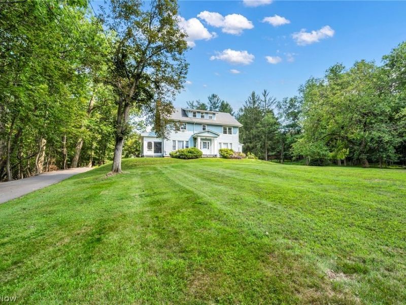 178 Gilbert Drive, Bedford, OH 44146 Photo 4