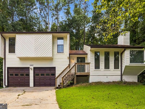 1967 Kelvin Drive, Lawrenceville, GA 30043