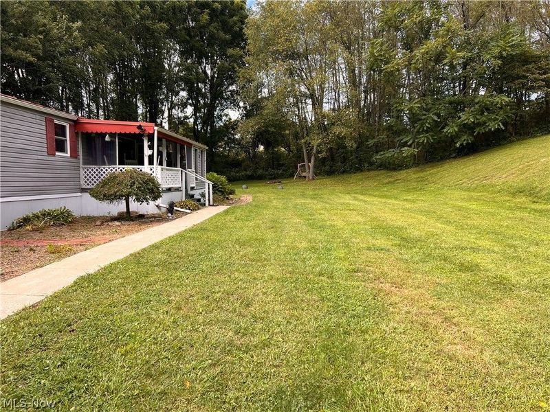 45948 Riffle Road, New Waterford, OH 44445 Photo 2
