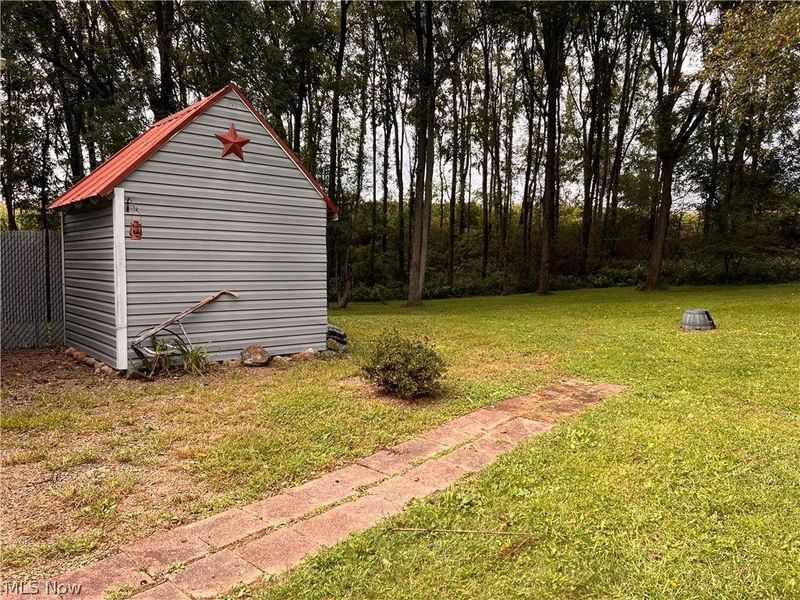 45948 Riffle Road, New Waterford, OH 44445 Photo 5