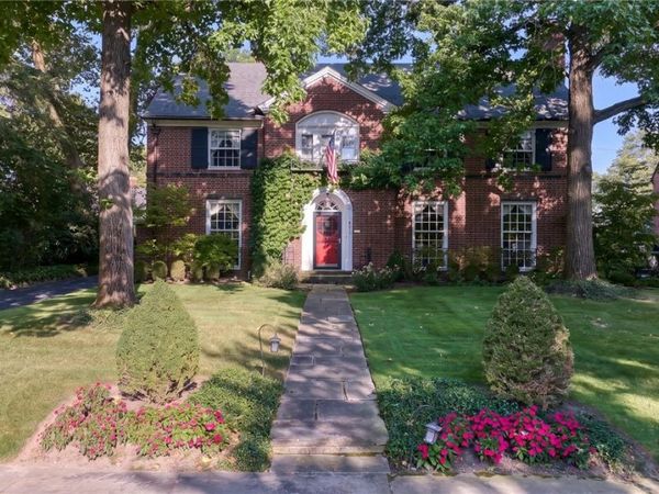 2975 Falmouth Road , Shaker Heights, OH 44122