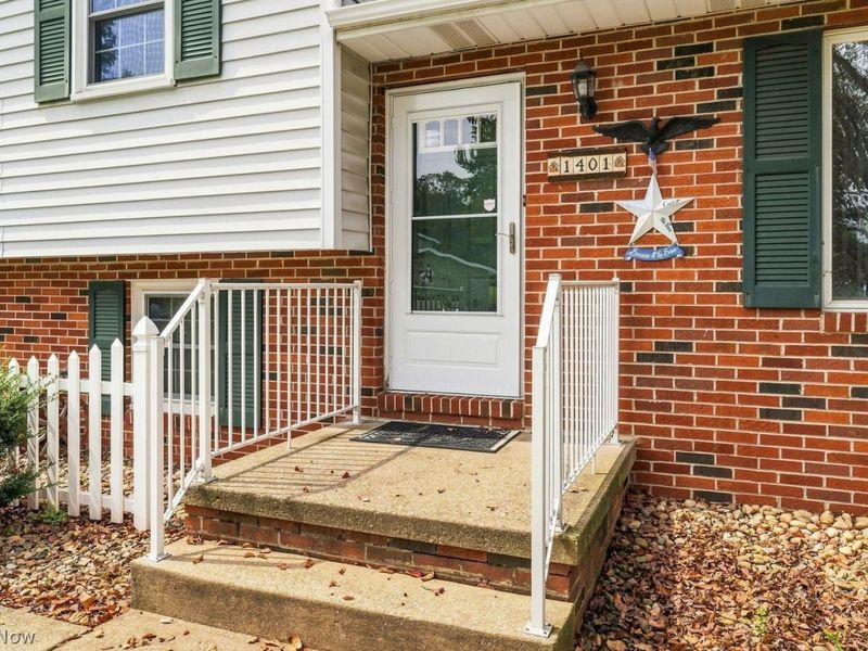 1401 Harvest Circle NE, Massillon, OH 44646 Photo 5