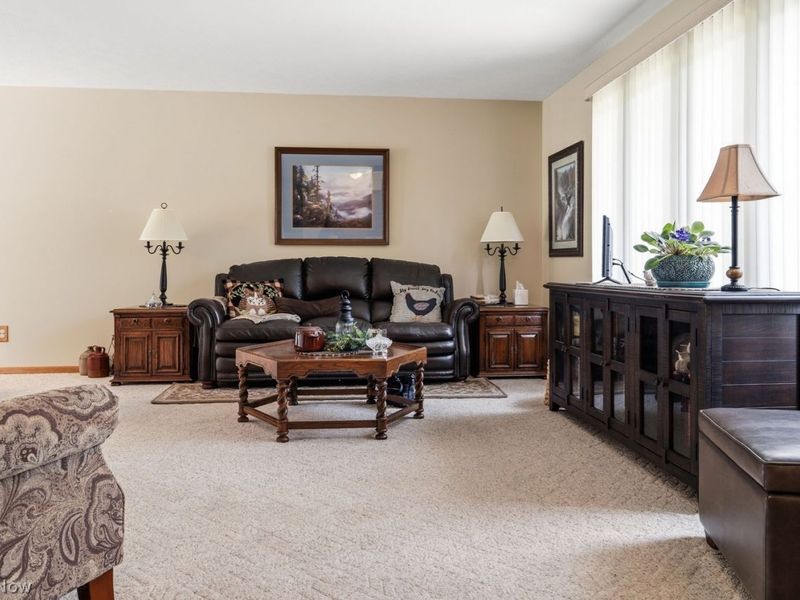 1401 Harvest Circle NE, Massillon, OH 44646 Photo 7