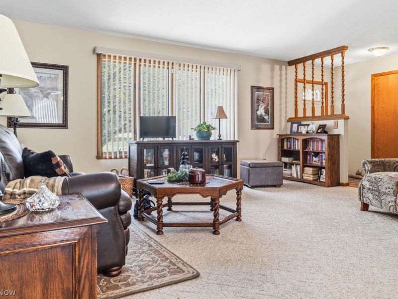 1401 Harvest Circle NE, Massillon, OH 44646 Photo 9
