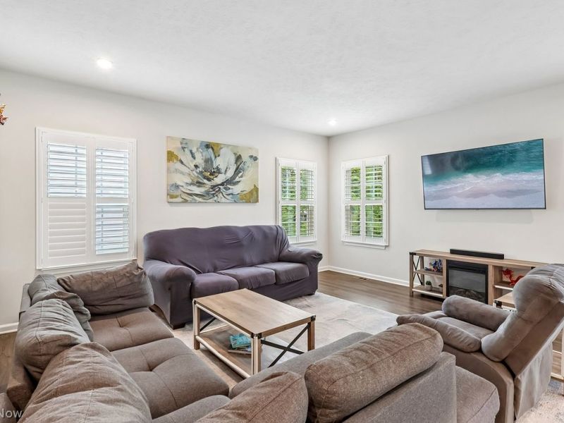 7209 Cody Court, Mentor, OH 44060 Photo 4
