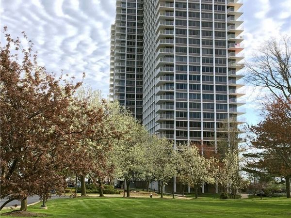 12700 Lake Avenue , Unit 3013, Lakewood, OH 44107