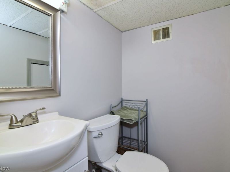 134 Lloyd Road, Euclid, OH 44132 Photo 36