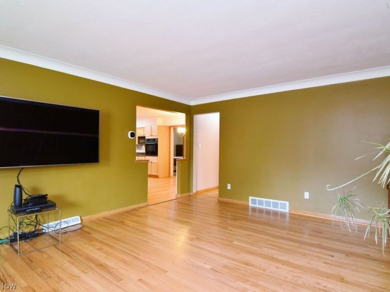 134 Lloyd Road, Euclid, OH 44132 Photo 8