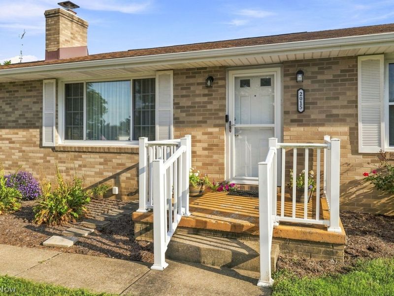 2015 Wittenberg Street, Louisville, OH 44641 Photo 4