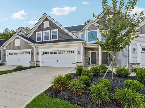 613 Monteforte Court , Avon Lake, OH 44012
