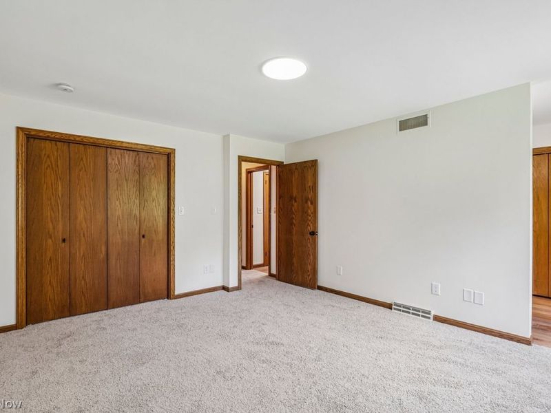 8625 Four Seasons Trail, Poland, OH 44514 Photo 29