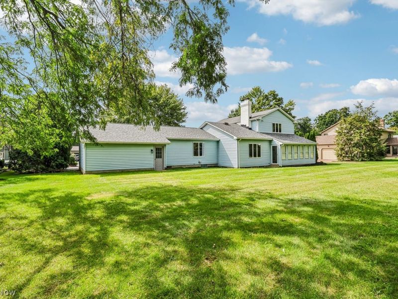 8625 Four Seasons Trail, Poland, OH 44514 Photo 35
