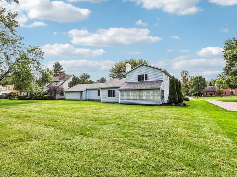8625 Four Seasons Trail, Poland, OH 44514 Photo 36