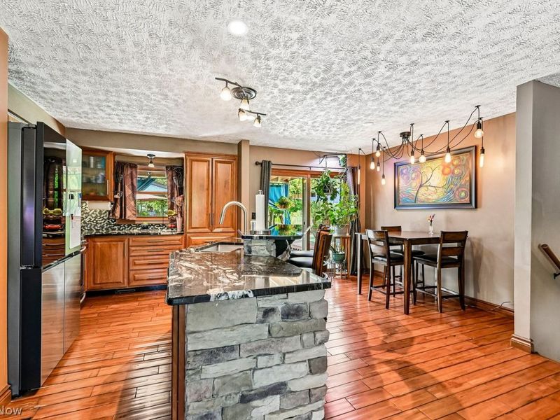 6000 Denise Drive, North Ridgeville, OH 44039 Photo 7