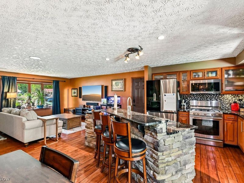 6000 Denise Drive, North Ridgeville, OH 44039 Photo 9