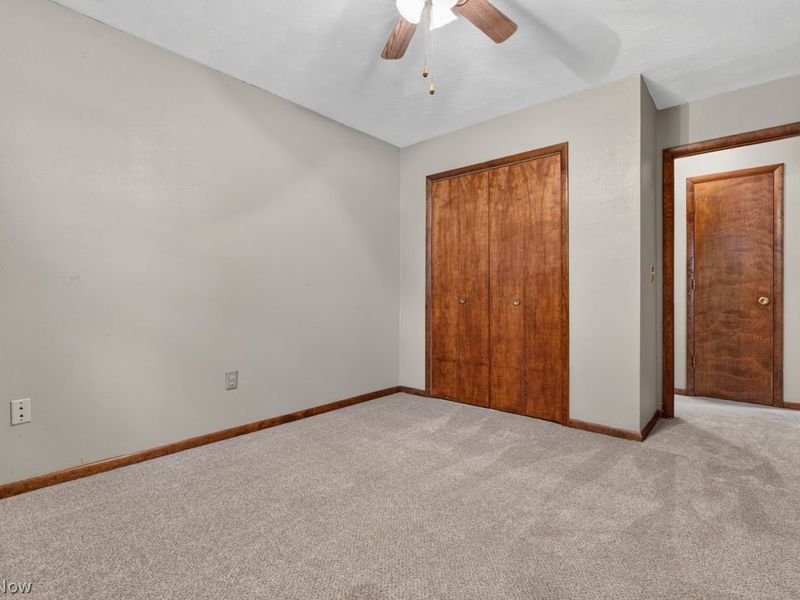 834 Columbia Drive, Amherst, OH 44001 Photo 12