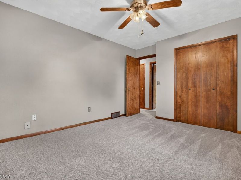 834 Columbia Drive , Amherst, OH 44001 Photo 22