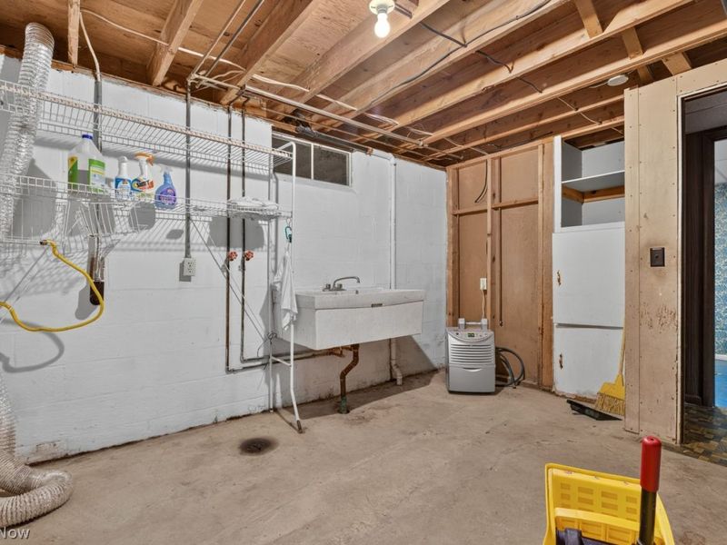 834 Columbia Drive, Amherst, OH 44001 Photo 40