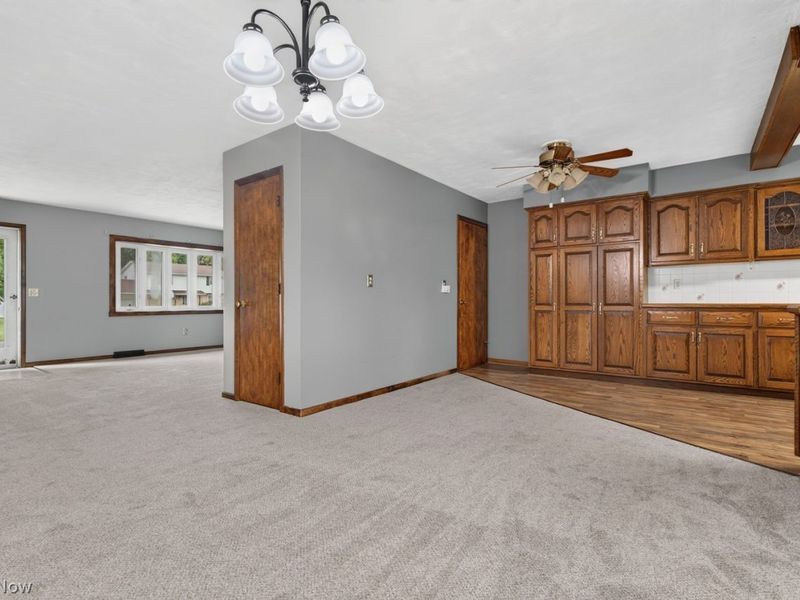 834 Columbia Drive , Amherst, OH 44001 Photo 9
