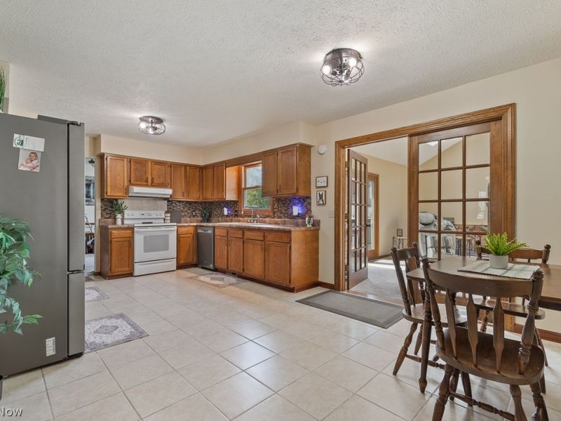 8825 Blitzen Road NW, North Canton, OH 44720 Photo 13