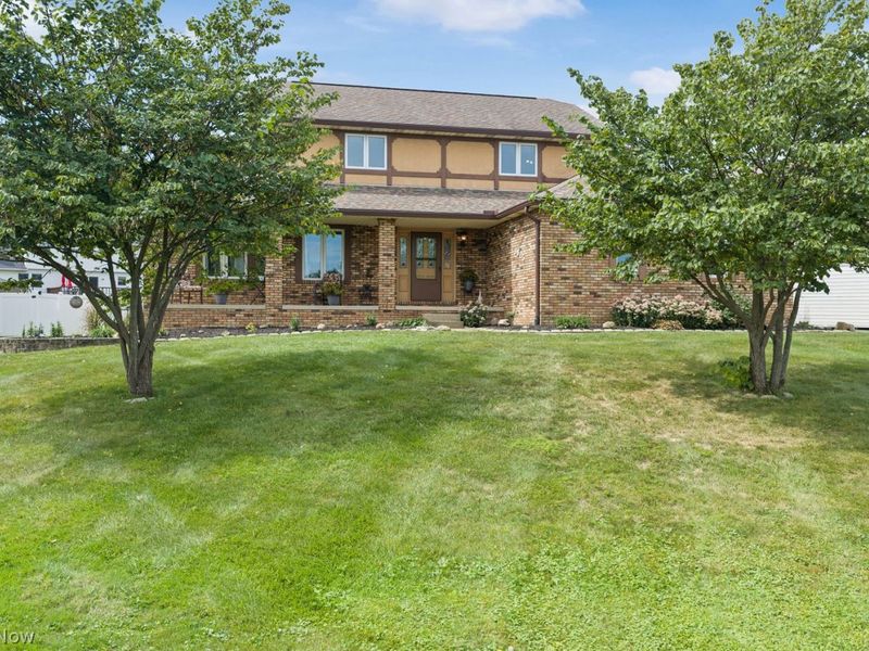 8825 Blitzen Road NW, North Canton, OH 44720 Photo 3