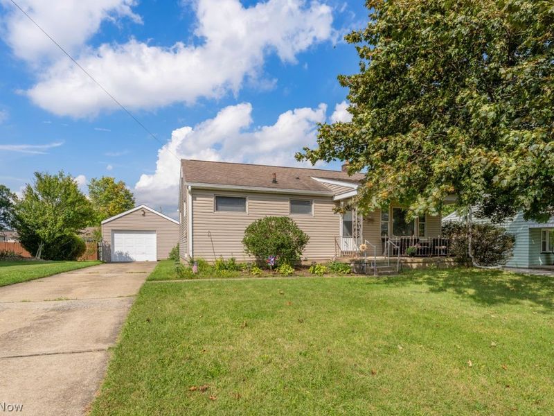 2270 Chaney Circle, Youngstown, OH 44509 Photo 3