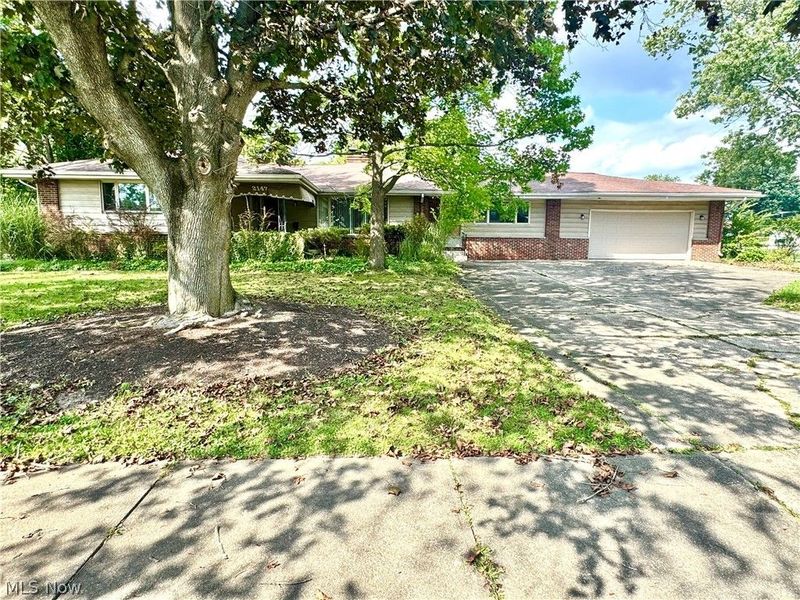 2147 Sarkies Drive, Warren, OH 44483 Photo 1