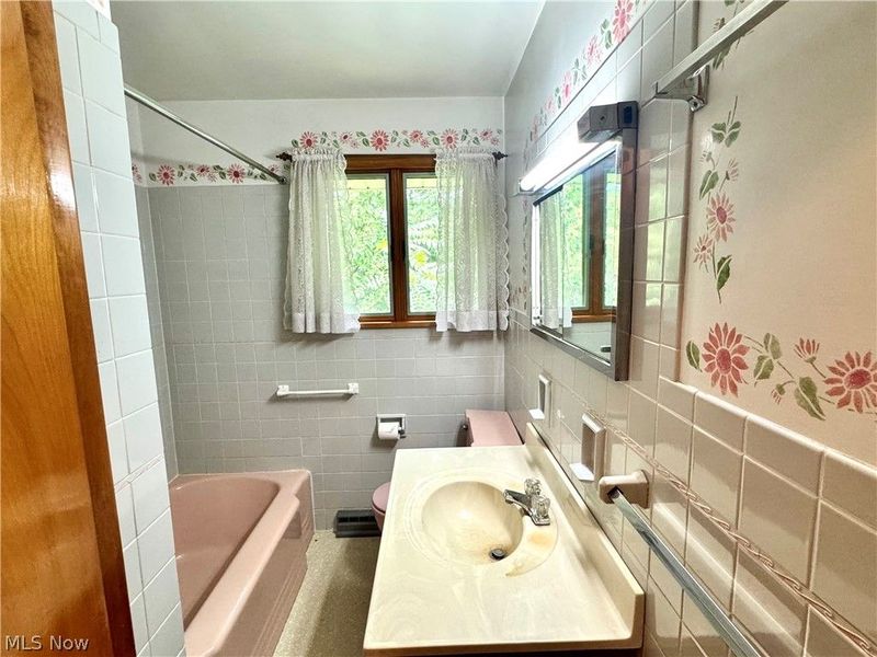 2147 Sarkies Drive, Warren, OH 44483 Photo 19