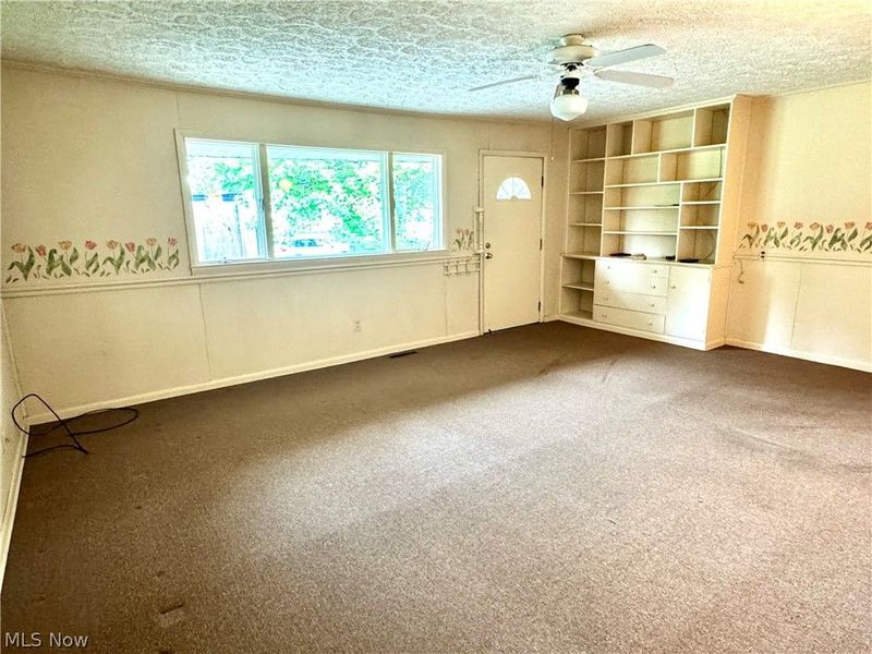 2147 Sarkies Drive, Warren, OH 44483 Photo 8