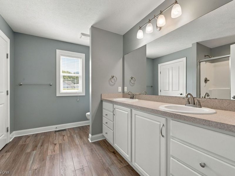 950 Cabot Drive , Canal Fulton, OH 44614 Photo 22