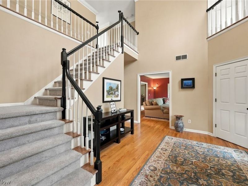 2355 Canterbury Court , Hudson, OH 44236 Photo 4