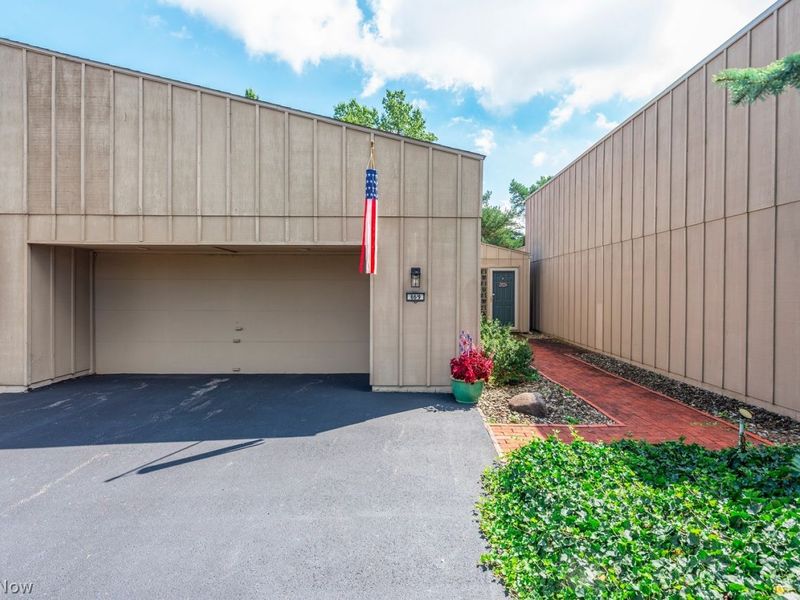 669 Sonora Court , Berea, OH 44017 Photo 1