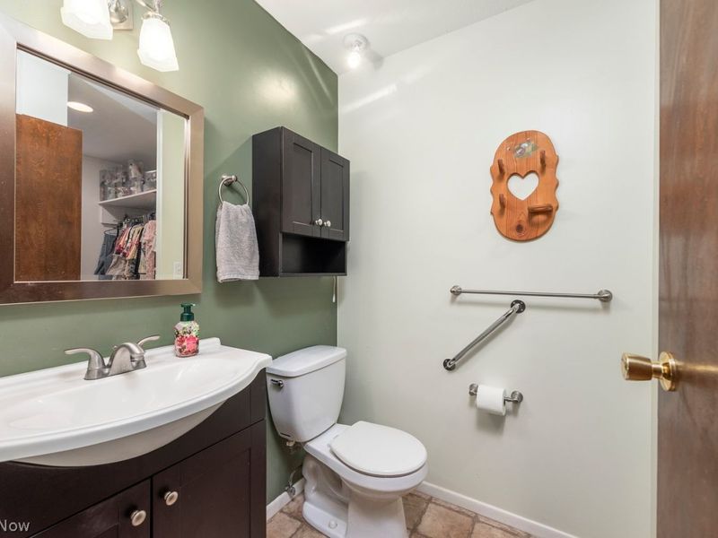 669 Sonora Court , Berea, OH 44017 Photo 18