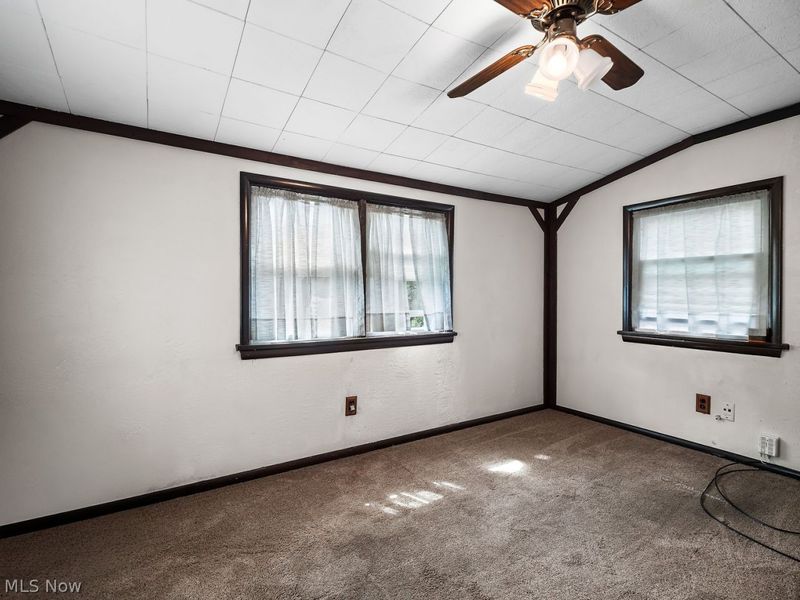4010 Rosemond Road, Cleveland, OH 44121 Photo 21