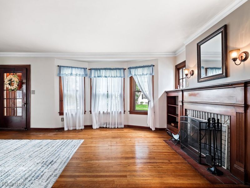 4010 Rosemond Road, Cleveland, OH 44121 Photo 3