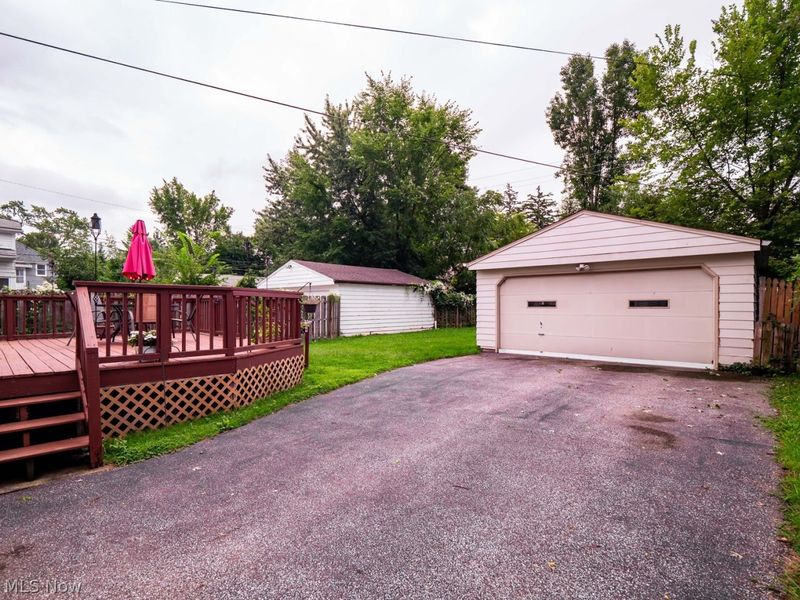 4010 Rosemond Road, Cleveland, OH 44121 Photo 32