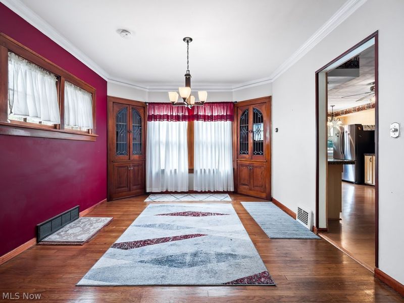 4010 Rosemond Road, Cleveland, OH 44121 Photo 4