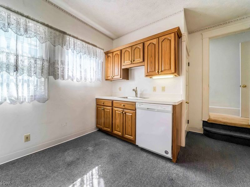 1489 Rockway Avenue, Lakewood, OH 44107 Photo 8