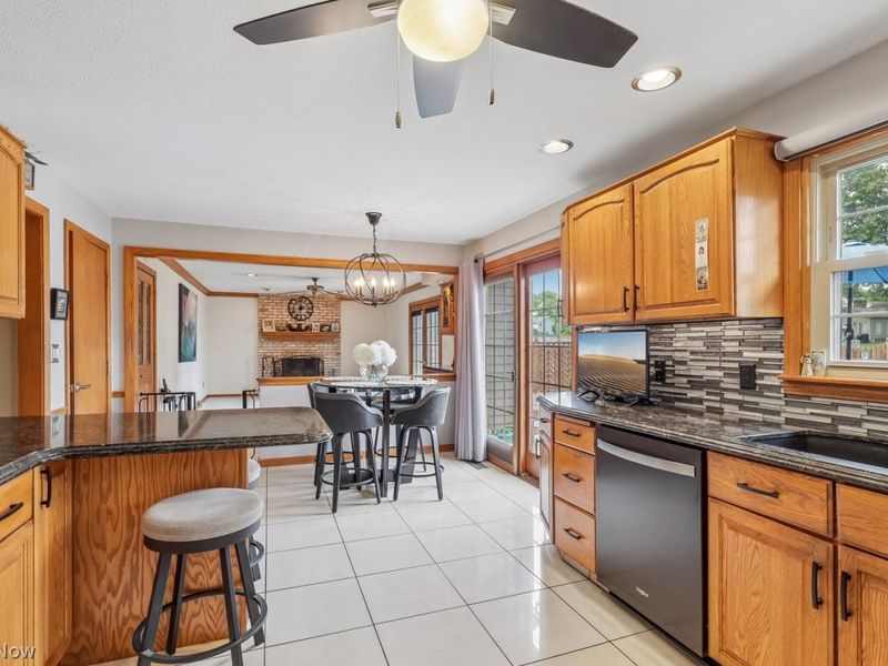 6723 Appleridge Circle, Boardman, OH 44512 Photo 14