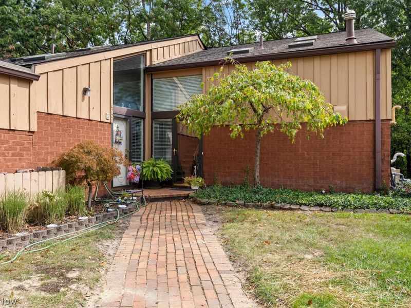 4723 Greenbriar Lane, Lorain, OH 44053 Photo 36