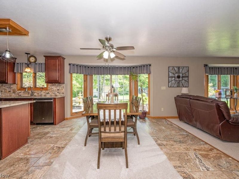 5905 Caymen Court, Canfield, OH 44406 Photo 14