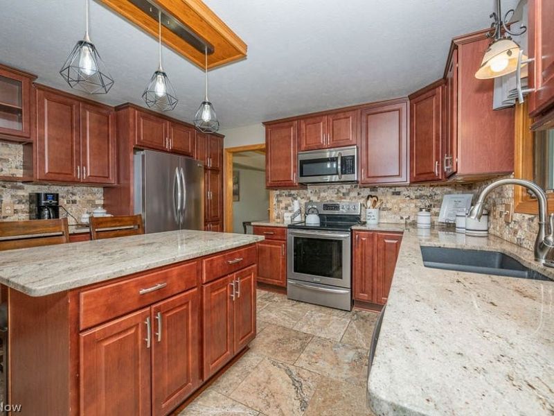 5905 Caymen Court, Canfield, OH 44406 Photo 15