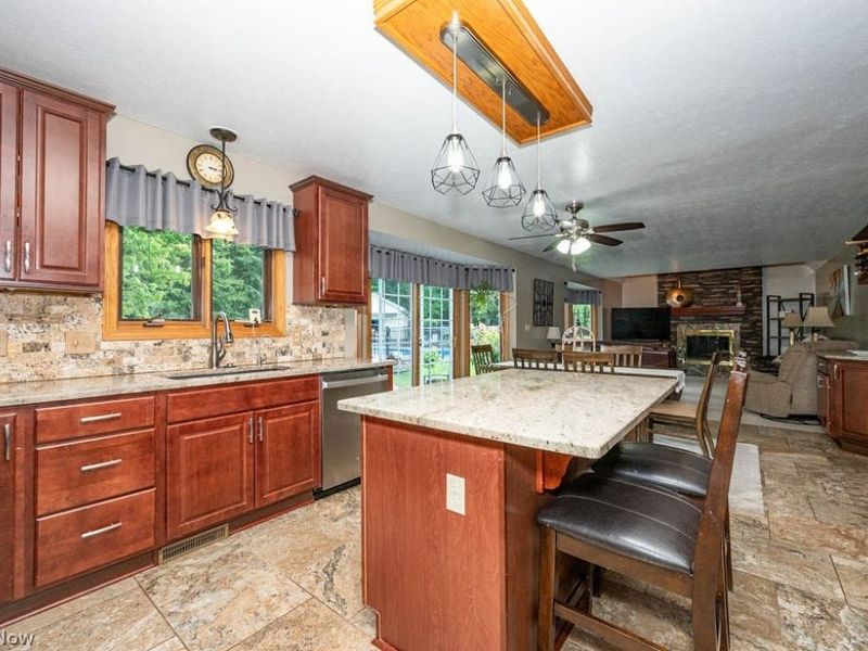 5905 Caymen Court, Canfield, OH 44406 Photo 16