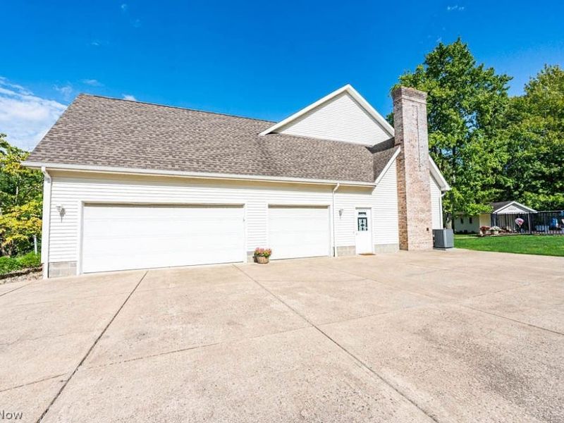 5905 Caymen Court, Canfield, OH 44406 Photo 32