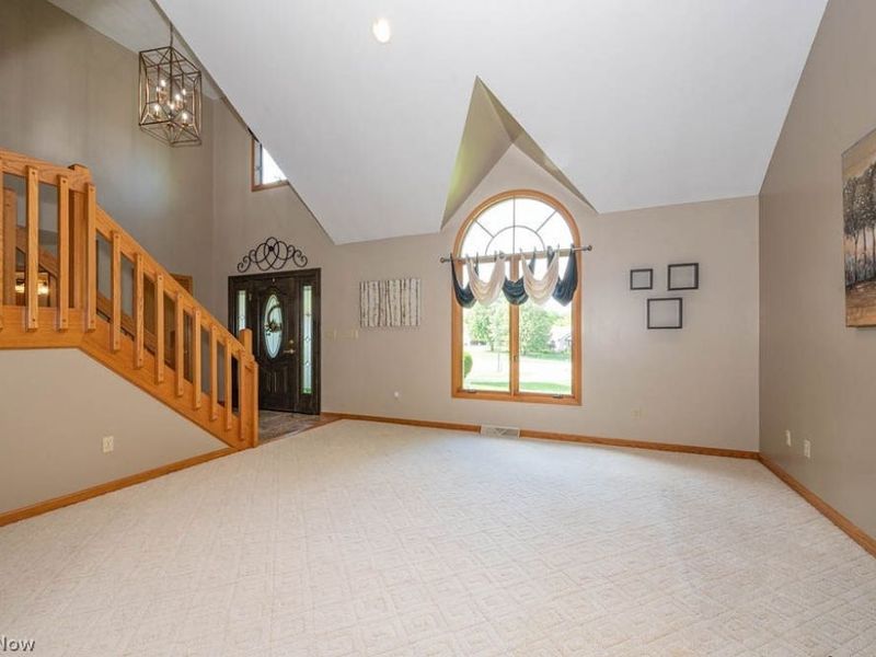 5905 Caymen Court, Canfield, OH 44406 Photo 7