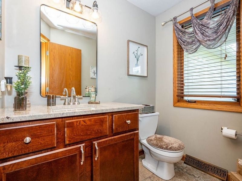 5905 Caymen Court, Canfield, OH 44406 Photo 9